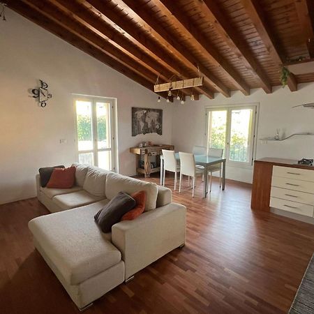 Terrazza Su Volta Mantovana Luaran gambar