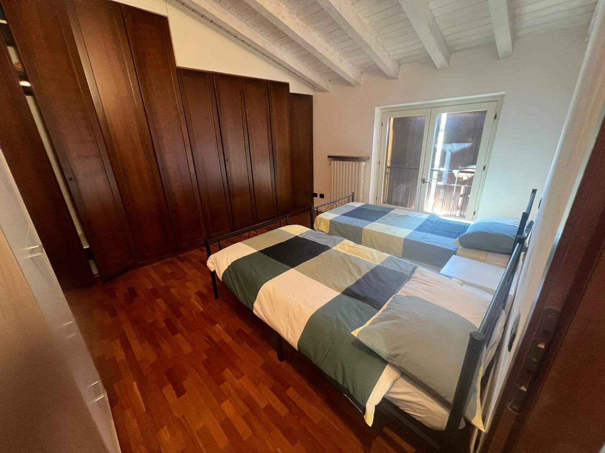 Terrazza Su Volta Mantovana Luaran gambar